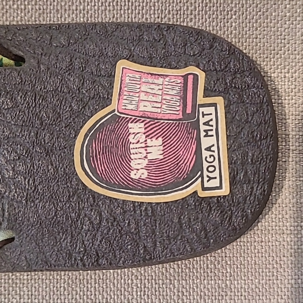 Sanuk Brown Thong Sandals - Picture 7 of 14